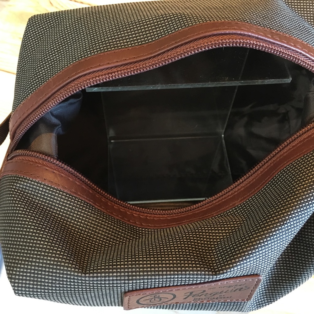 Original Penguin Travel Case; NWT - Picture 4 of 4